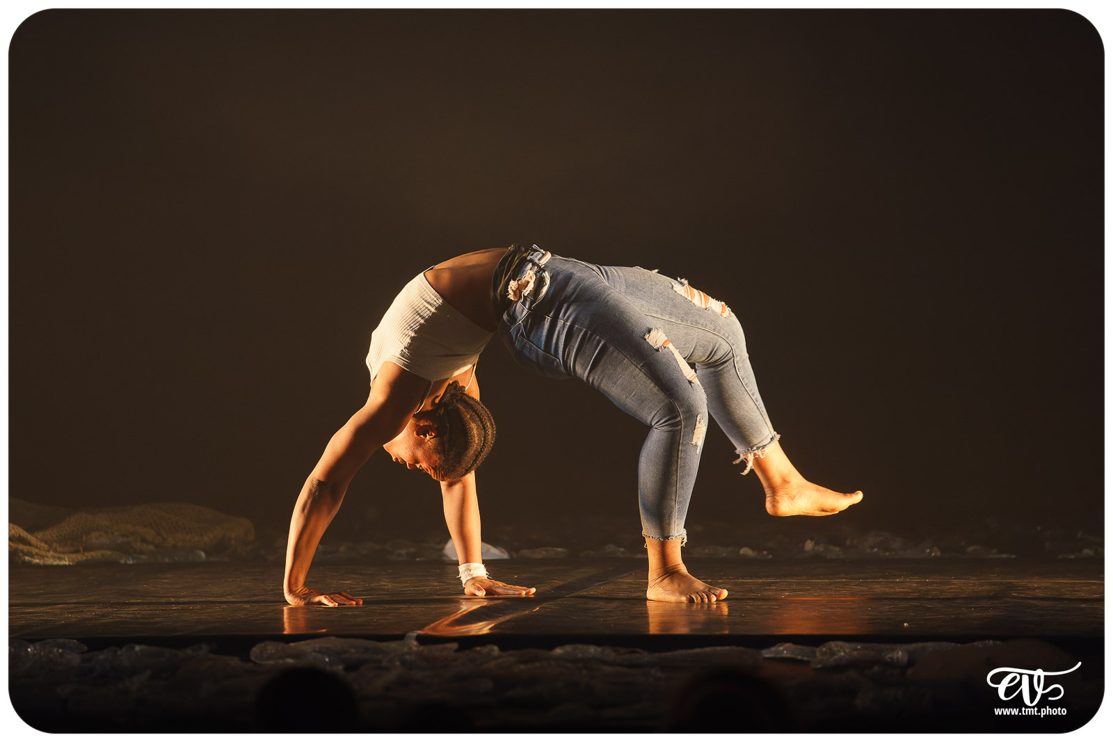 YÉ ! (L'EAU) (CIRCUS BAOBAB)